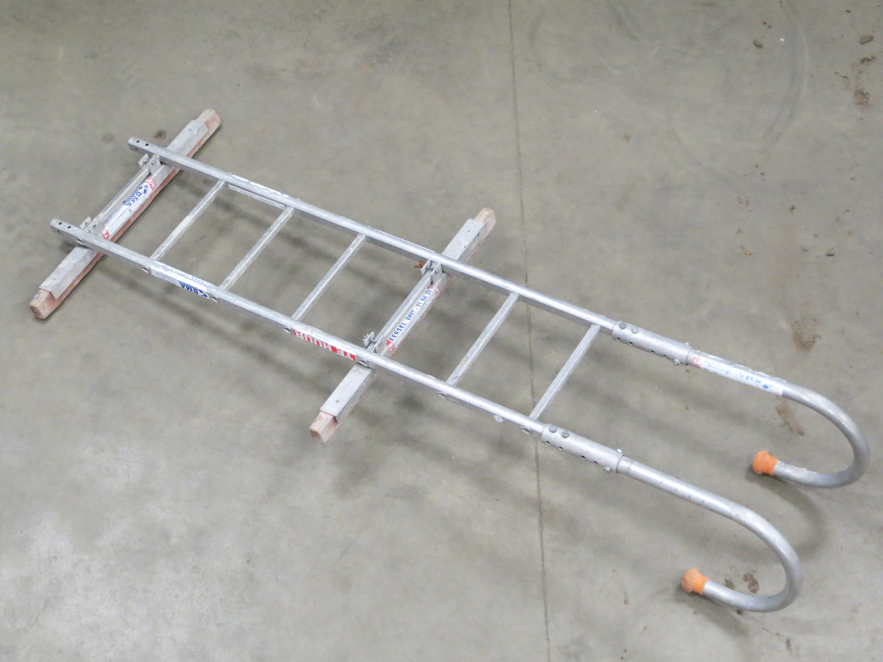 dakladder 3 meter met nokhaken en onder liggers